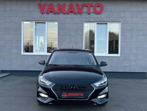 Hyundai Solaris II с пробегом 2018 года, цена 1 230 000 рублей, 188920 км, седан, Автокод Объявления