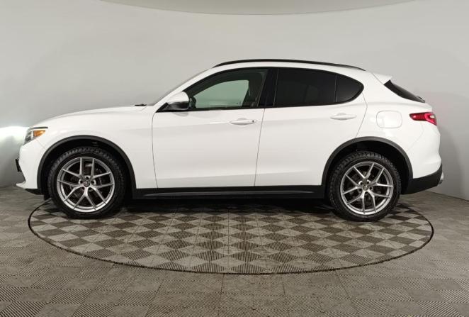 Alfa Romeo Stelvio I с пробегом 2017 года, цена 3 100 000 рублей, 90702 км, внедорожник, Автокод Объявления