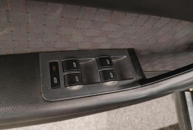 Audi A6 II (C5) Рестайлинг с пробегом 2001 года, цена 380 000 рублей, 351526 км, универсал, Автокод Объявления