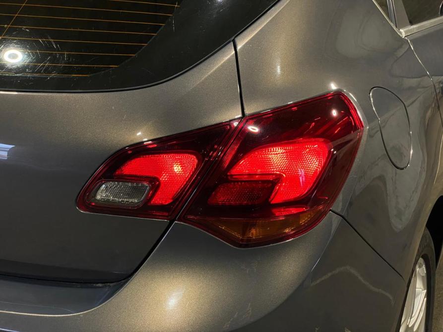 Opel Astra J Рестайлинг Челябинск  - изображение 8