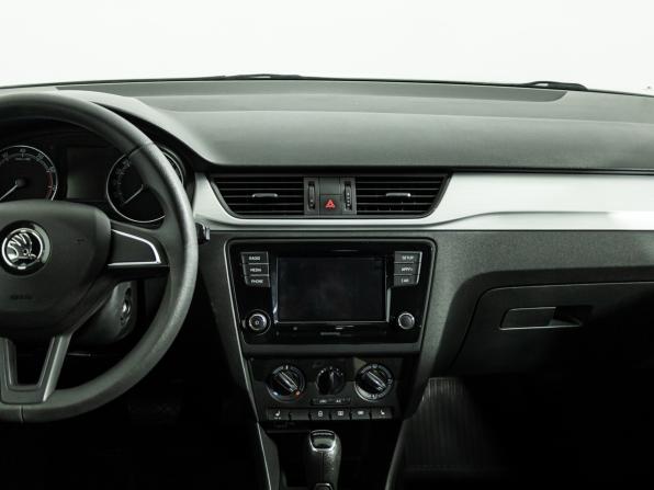 Skoda Rapid I Рестайлинг с пробегом 2019 года, цена 1 499 700 рублей, 51230 км, лифтбек, Автокод Объявления