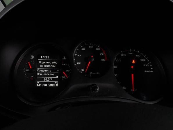 SEAT Leon II Рестайлинг с пробегом 2012 года, цена 719 000 рублей, 141390 км, хэтчбек, Автокод Объявления