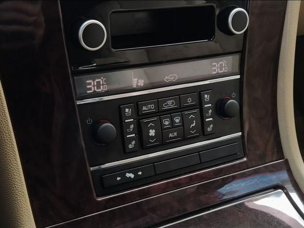 Cadillac Escalade III с пробегом 2013 года, цена 2 300 000 рублей, 207000 км, внедорожник, Автокод Объявления