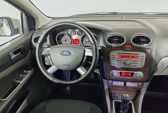 Ford Focus II Рестайлинг с пробегом 2008 года, цена 575 000 рублей, 110854 км, хэтчбек, Автокод Объявления