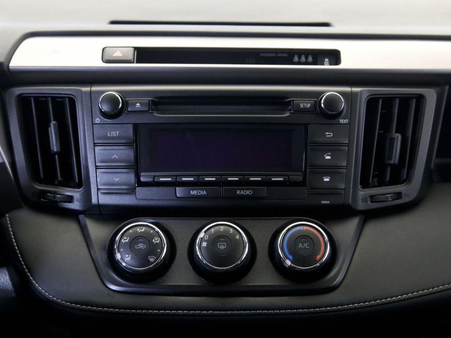 Toyota RAV4 IV (XA40) Рестайлинг Санкт-Петербург  - изображение 16