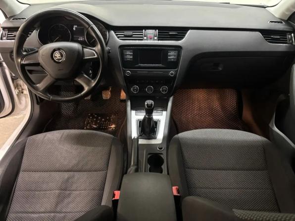 Skoda Octavia III (A7) с пробегом 2015 года, цена 1 129 000 рублей, 153000 км, лифтбек, Автокод Объявления