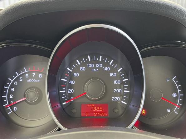 Kia Rio III Рестайлинг с пробегом 2017 года, цена 1 177 000 рублей, 57729 км, хэтчбек, Автокод Объявления