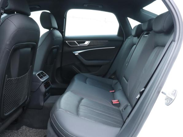 Audi A6 V (C8) с пробегом 2020 года, цена 4 365 000 рублей, 81500 км, седан, Автокод Объявления