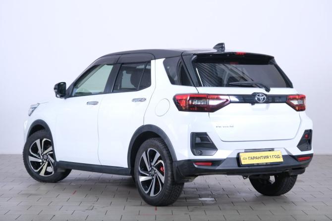 Toyota Raize I с пробегом 2020 года, цена 1 859 000 рублей, 50000 км, внедорожник, Автокод Объявления