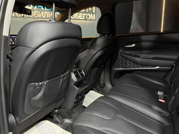 Hyundai Santa Fe IV с пробегом 2019 года, цена 2 500 000 рублей, 197431 км, внедорожник, Автокод Объявления