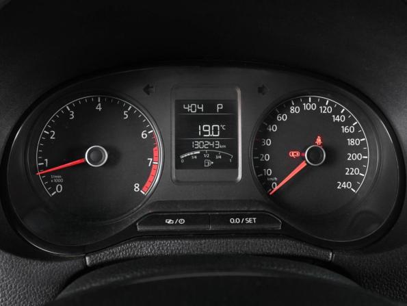 Volkswagen Polo V Рестайлинг с пробегом 2016 года, цена 1 269 000 рублей, 130243 км, седан, Автокод Объявления