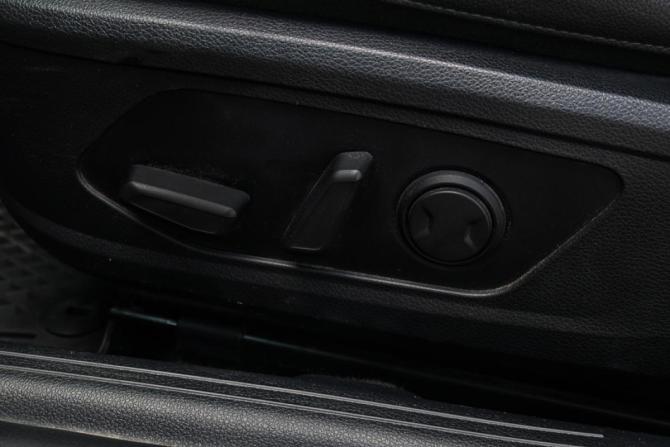 Kia K5 III с пробегом 2021 года, цена 2 770 000 рублей, 80791 км, седан, Автокод Объявления