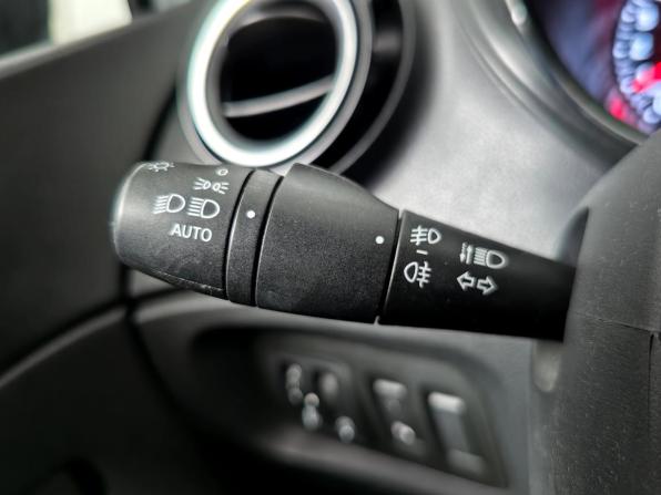 Renault Kaptur I с пробегом 2017 года, цена 1 176 000 рублей, 140188 км, внедорожник, Автокод Объявления