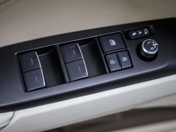 Toyota Camry VIII (XV70) Рестайлинг с пробегом 2021 года, цена 3 128 000 рублей, 71121 км, седан, Автокод Объявления