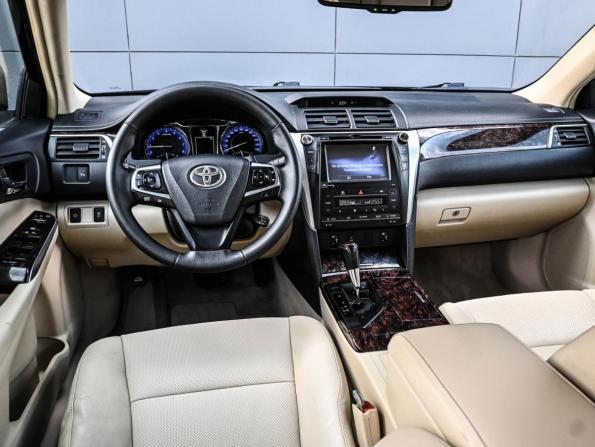 Toyota Camry VII (XV50) Рестайлинг с пробегом 2015 года, цена 1 884 000 рублей, 148386 км, седан, Автокод Объявления