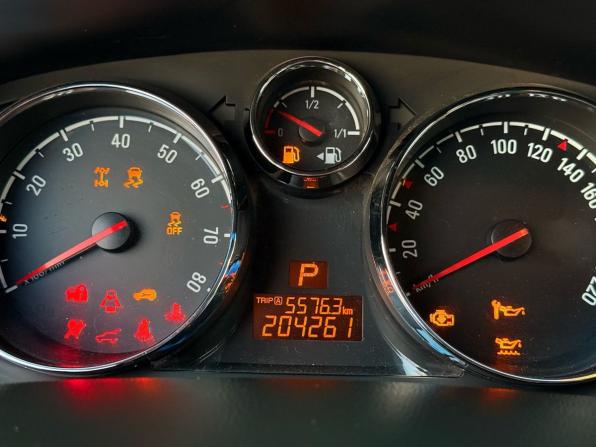 Opel Antara I Рестайлинг с пробегом 2012 года, цена 845 000 рублей, 218000 км, внедорожник, Автокод Объявления