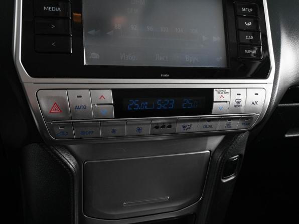 Toyota Land Cruiser Prado 150 Series Рестайлинг 2 с пробегом 2019 года, цена 4 349 000 рублей, 68109 км, внедорожник, Автокод Объявления