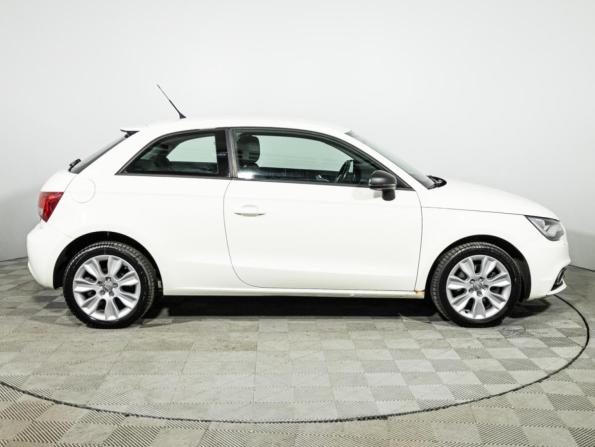 Audi A1 I (8X) с пробегом 2011 года, цена 889 700 рублей, 138524 км, хэтчбек, Автокод Объявления