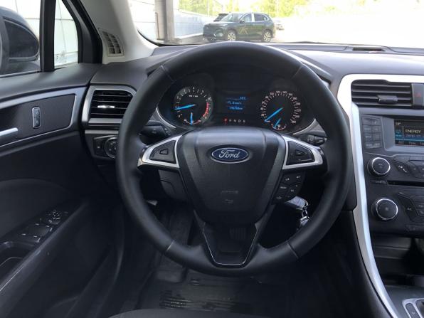 Ford Mondeo V с пробегом 2015 года, цена 1 450 000 рублей, 196767 км, седан, Автокод Объявления
