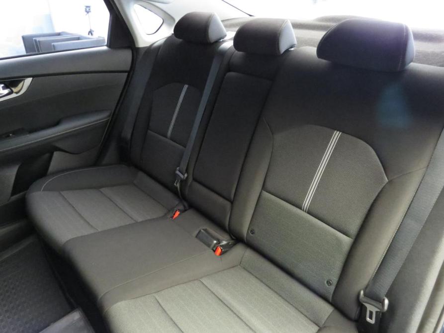 Kia Cerato IV Санкт-Петербург  - изображение 17