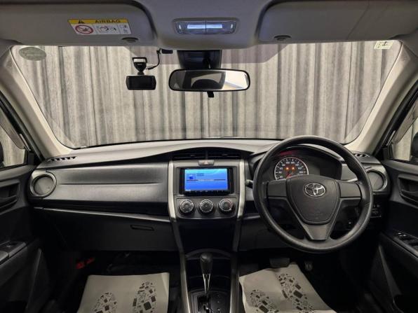 Toyota Corolla XI (E160 E170) Рестайлинг 2 с пробегом 2019 года, цена 1 570 000 рублей, 57000 км, универсал, Автокод Объявления