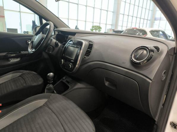 Renault Kaptur I с пробегом 2016 года, цена 1 199 000 рублей, 229959 км, внедорожник, Автокод Объявления