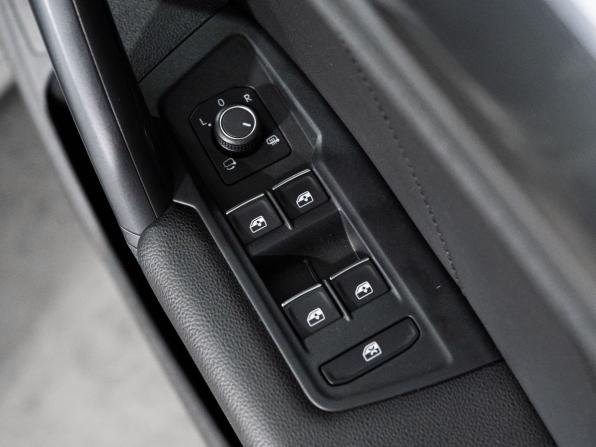 Volkswagen Tiguan II с пробегом 2019 года, цена 2 399 500 рублей, 81206 км, внедорожник, Автокод Объявления