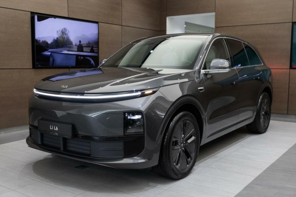Li Auto (Lixiang) L6 Москва  - изображение 1