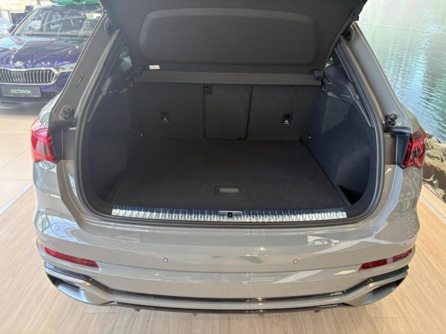 Audi Q3 II (F3) Санкт-Петербург  - изображение 30