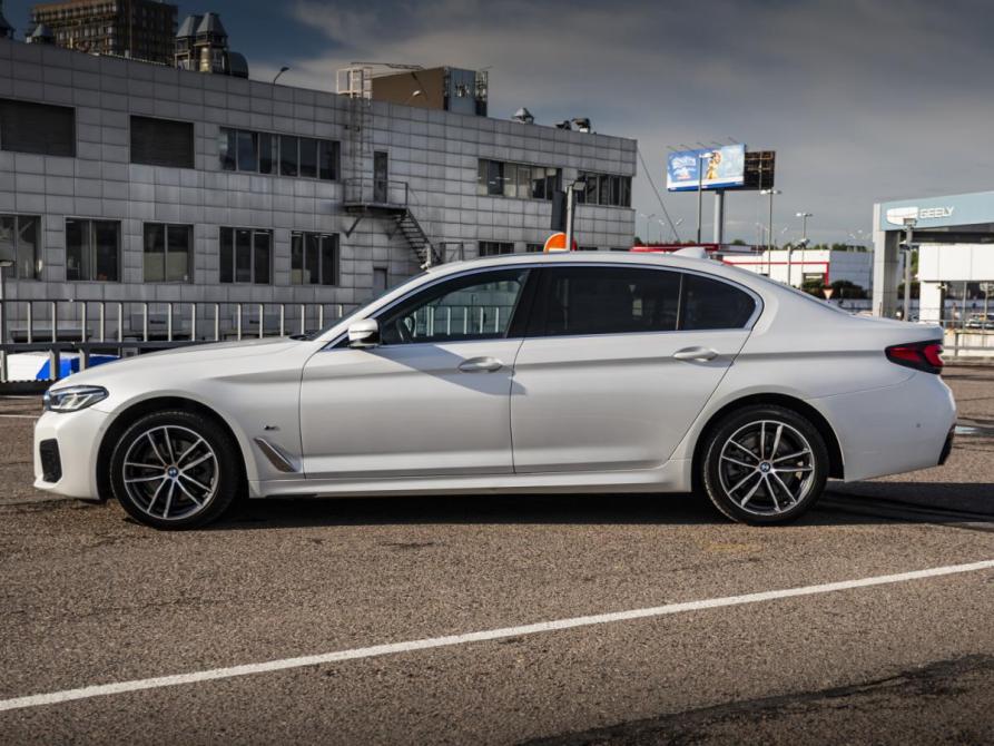 BMW 5 серии VII (G30/G31/G38) Рестайлинг Москва  - изображение 8