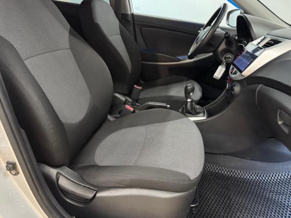 Hyundai Solaris I Рестайлинг с пробегом 2014 года, цена 680 000 рублей, 166900 км, седан, Автокод Объявления