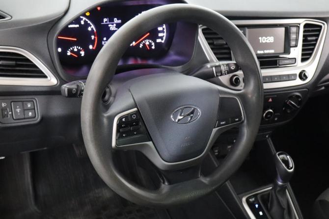 Hyundai Solaris II с пробегом 2019 года, цена 1 099 000 рублей, 173000 км, седан, Автокод Объявления