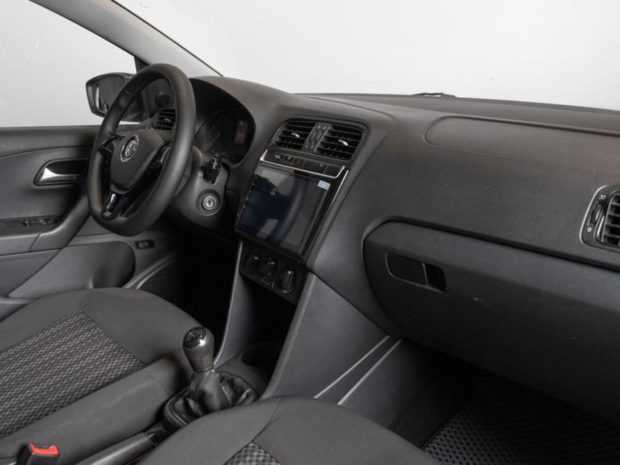 Volkswagen Polo V Рестайлинг Казань  - изображение 7