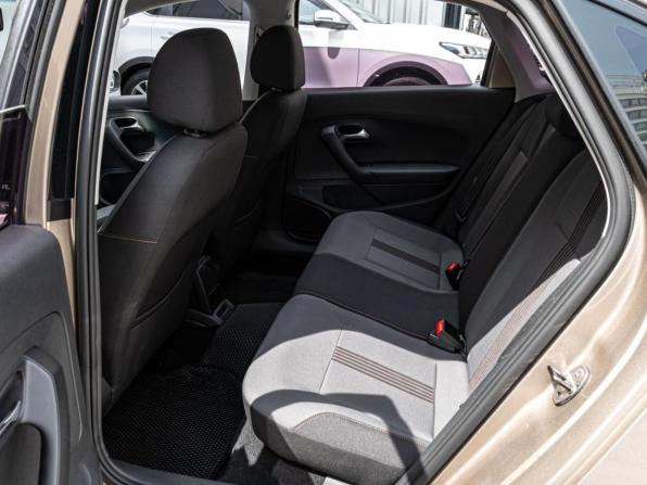 Volkswagen Polo V Рестайлинг с пробегом 2017 года, цена 1 380 000 рублей, 91990 км, седан, Автокод Объявления
