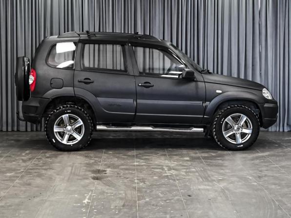 Chevrolet Niva I Рестайлинг с пробегом 2015 года, цена 637 000 рублей, 127940 км, внедорожник, Автокод Объявления