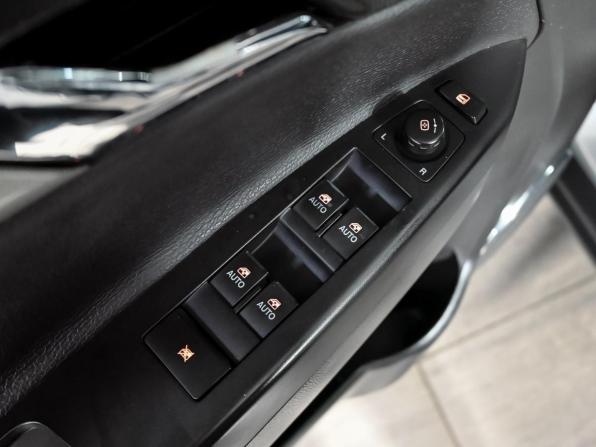 Opel Antara I Рестайлинг с пробегом 2012 года, цена 890 000 рублей, 202496 км, внедорожник, Автокод Объявления