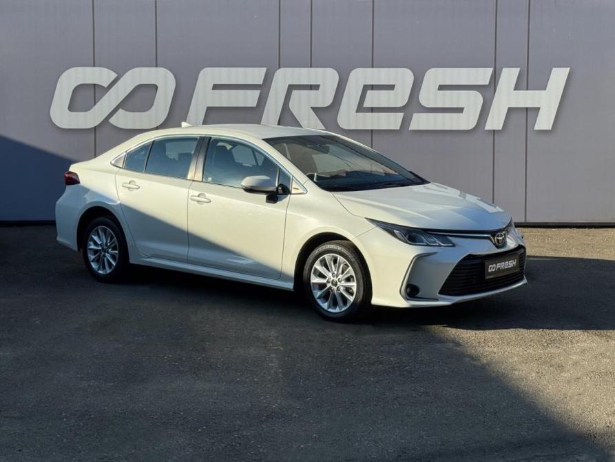 Toyota Corolla XI (E160 E170 E180) Рестайлинг 1 Кропоткин  - изображение 1