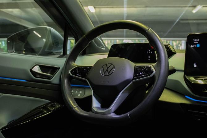 Volkswagen ID.4 с пробегом 2022 года, цена 4 379 000 рублей, 17474 км, внедорожник, Автокод Объявления