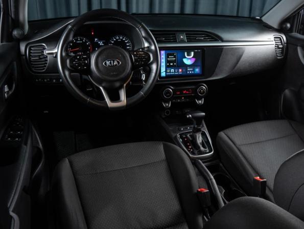 Kia Rio IV Рестайлинг с пробегом 2021 года, цена 2 059 000 рублей, 60297 км, седан, Автокод Объявления