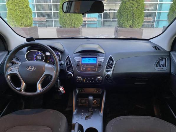 Hyundai ix35 I Рестайлинг с пробегом 2015 года, цена 1 375 000 рублей, 150676 км, внедорожник, Автокод Объявления