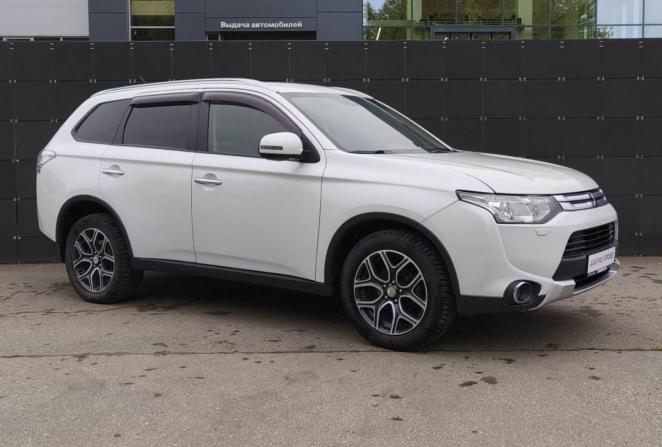 Mitsubishi Outlander III с пробегом 2014 года, цена 1 395 000 рублей, 187028 км, внедорожник, Автокод Объявления