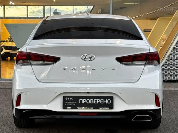 Hyundai Sonata VII (LF) Рестайлинг с пробегом 2018 года, цена 1 575 000 рублей, 153000 км, седан, Автокод Объявления