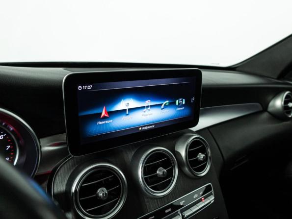 Mercedes-Benz C-Класс IV (W205) Рестайлинг с пробегом 2018 года, цена 2 599 585 рублей, 70051 км, седан, Автокод Объявления