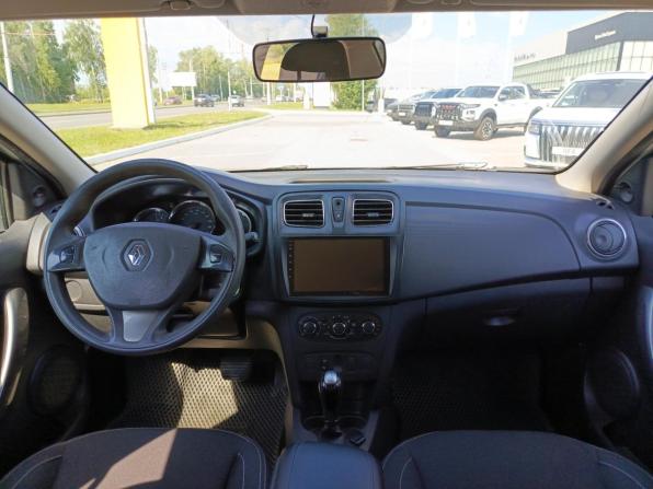 Renault Logan II с пробегом 2018 года, цена 697 000 рублей, 184916 км, седан, Автокод Объявления