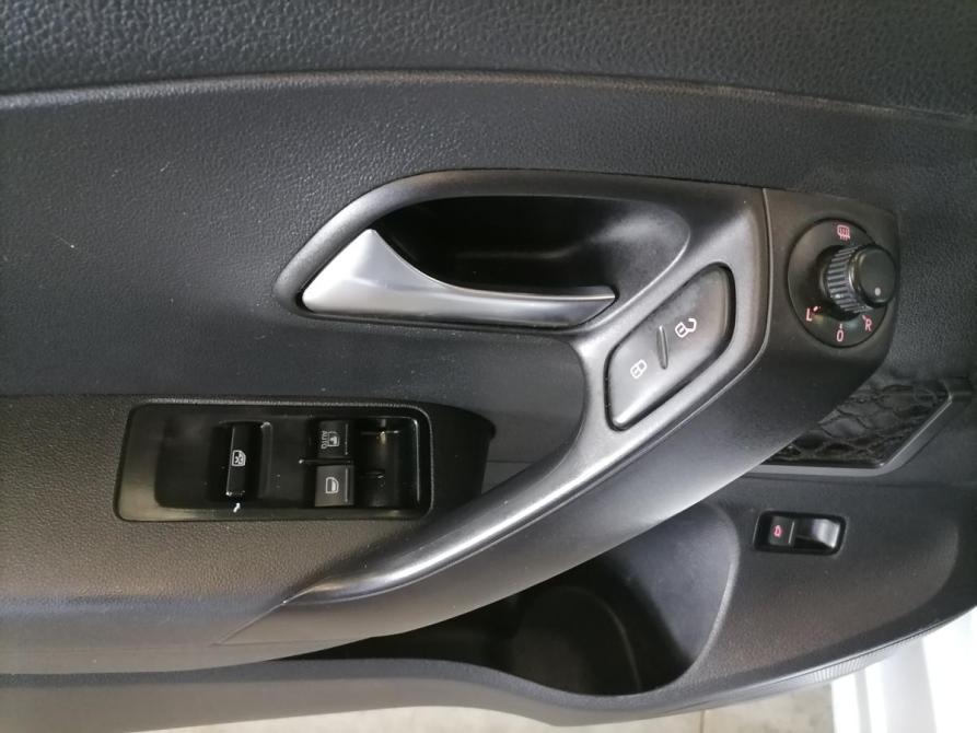 Volkswagen Polo V Курск  - изображение 19