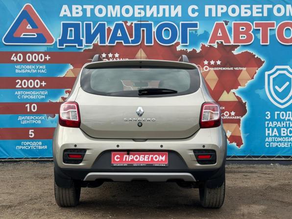 Renault Sandero II Рестайлинг с пробегом 2020 года, цена 1 300 000 рублей, 23600 км, хэтчбек, Автокод Объявления