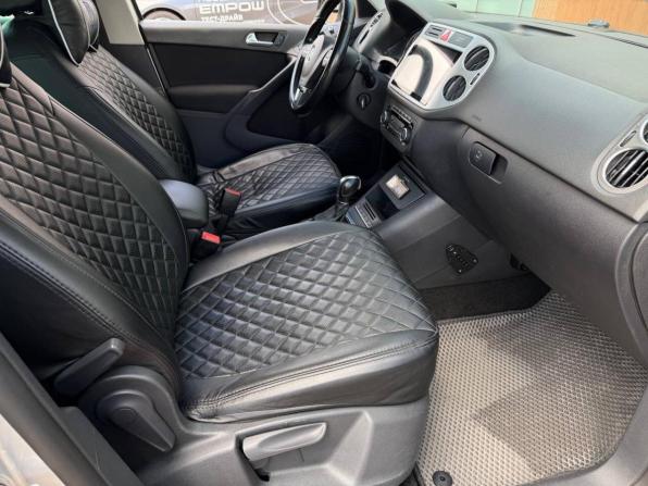 Volkswagen Tiguan I с пробегом 2011 года, цена 1 120 000 рублей, 265694 км, внедорожник, Автокод Объявления