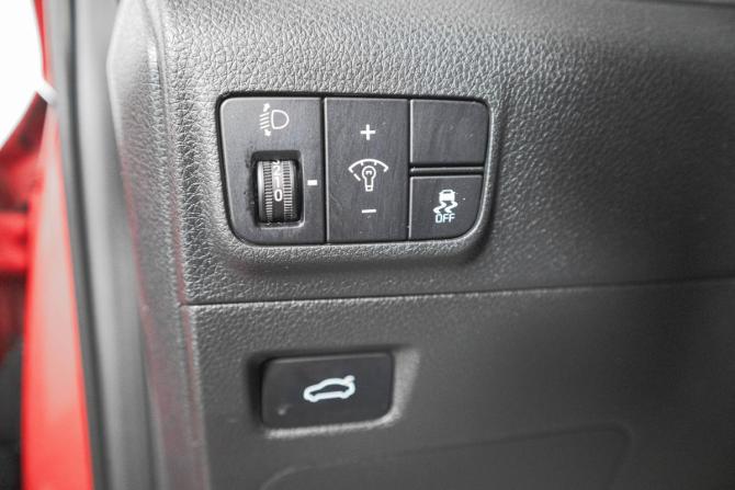 Kia K5 III с пробегом 2021 года, цена 2 449 000 рублей, 93000 км, седан, Автокод Объявления