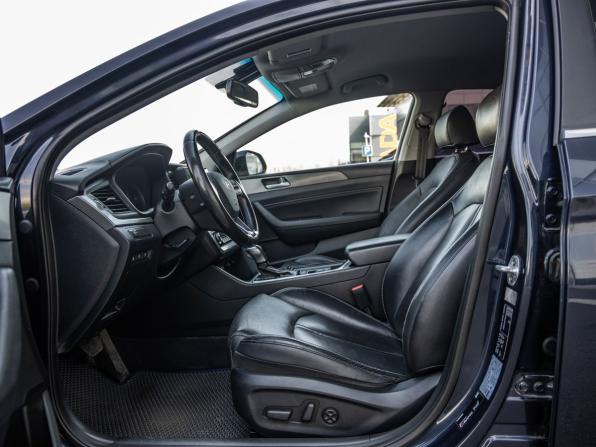 Hyundai Sonata VII (LF) Рестайлинг с пробегом 2017 года, цена 1 734 000 рублей, 124738 км, седан, Автокод Объявления