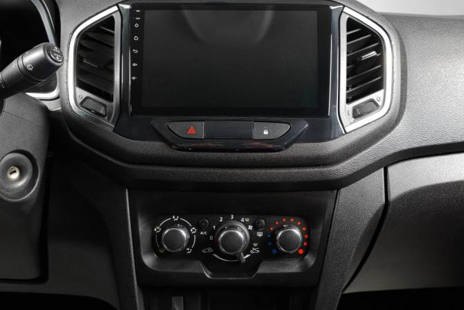Lada (ВАЗ) XRAY I с пробегом 2019 года, цена 859 000 рублей, 174000 км, хэтчбек, Автокод Объявления